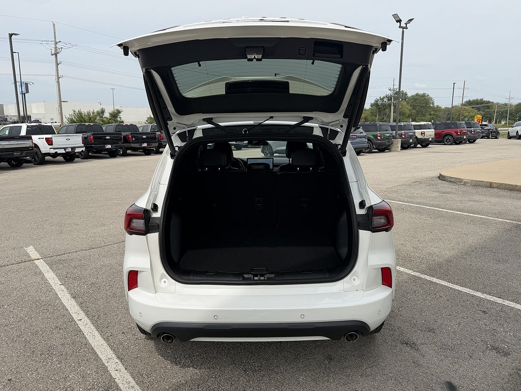 2024 Ford Escape ST-Line Select