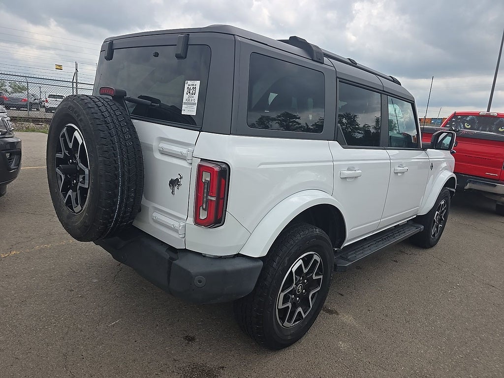 2024 Ford Bronco Outer Banks