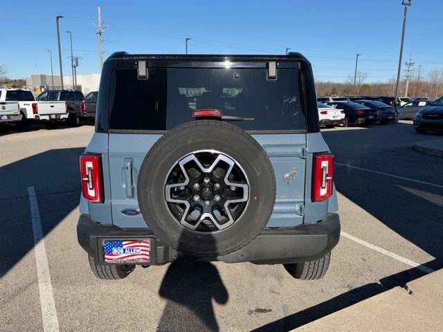 2024 Ford Bronco Outer Banks