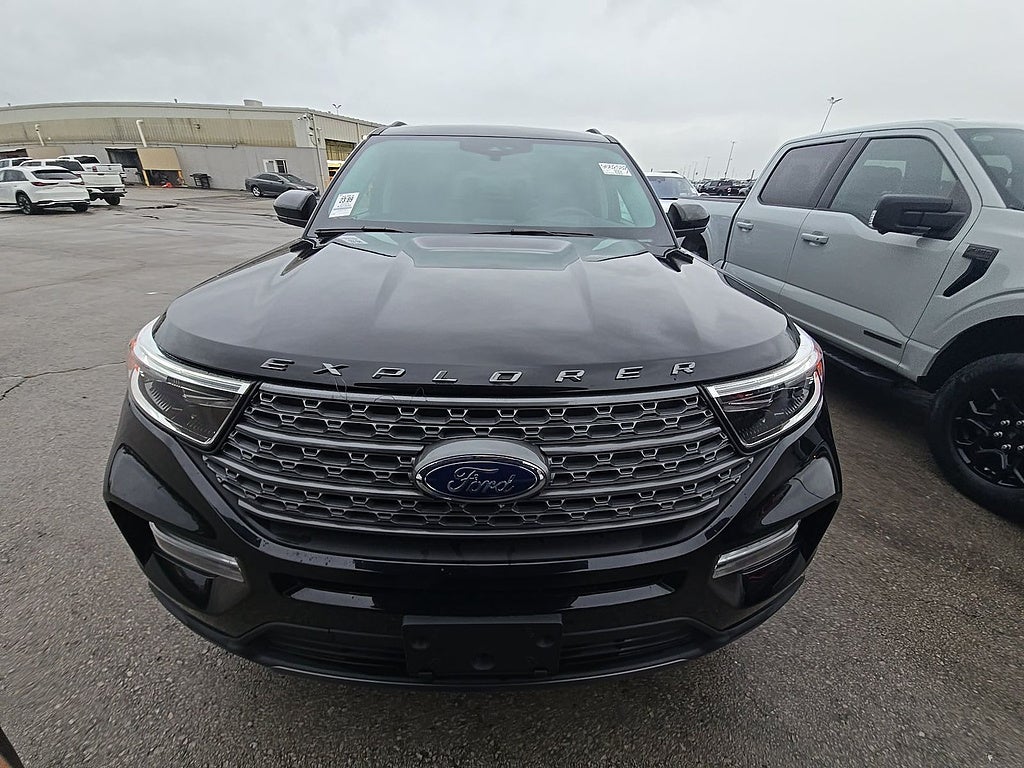 2024 Ford Explorer XLT