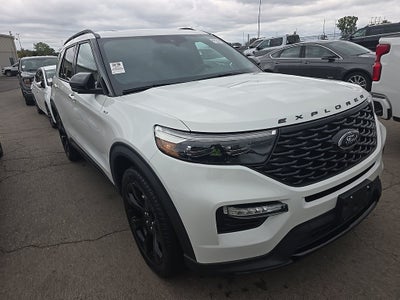 2023 Ford Explorer ST-Line