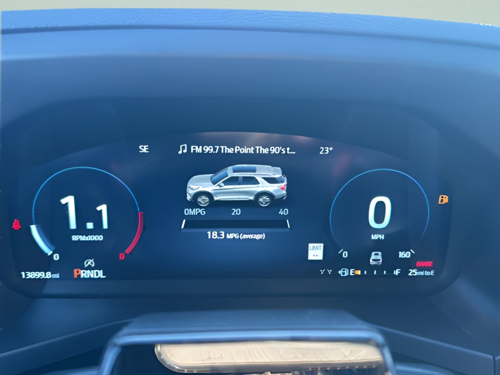 2025 Ford Explorer ST-Line