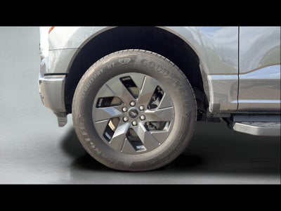 2023 Ford F-150 Lightning XLT
