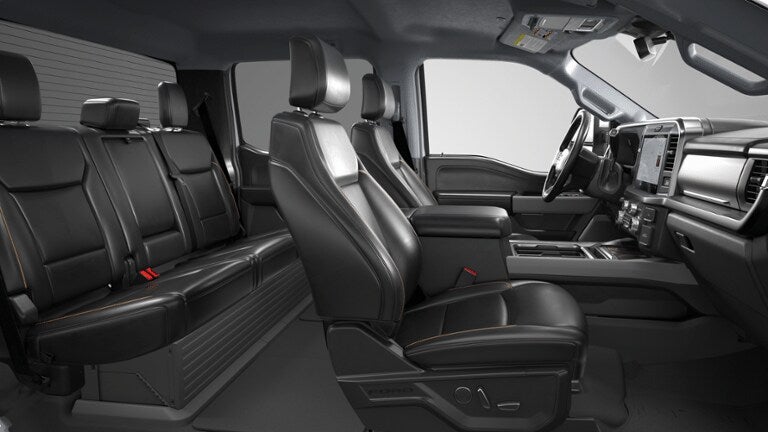 2026 Ford Super Duty F-350 DRW LARIAT