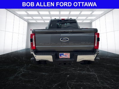 2026 Ford Super Duty F-350 DRW LARIAT
