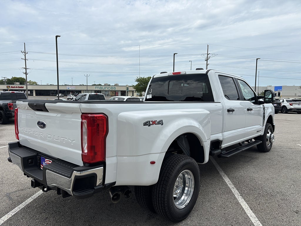 2026 Ford Super Duty F-350 DRW XL