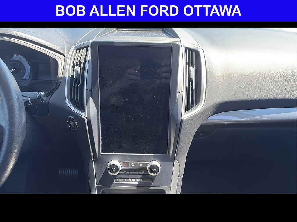 2023 Ford Edge SE