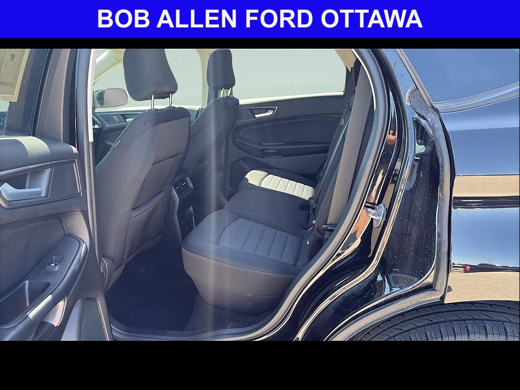 2023 Ford Edge SE