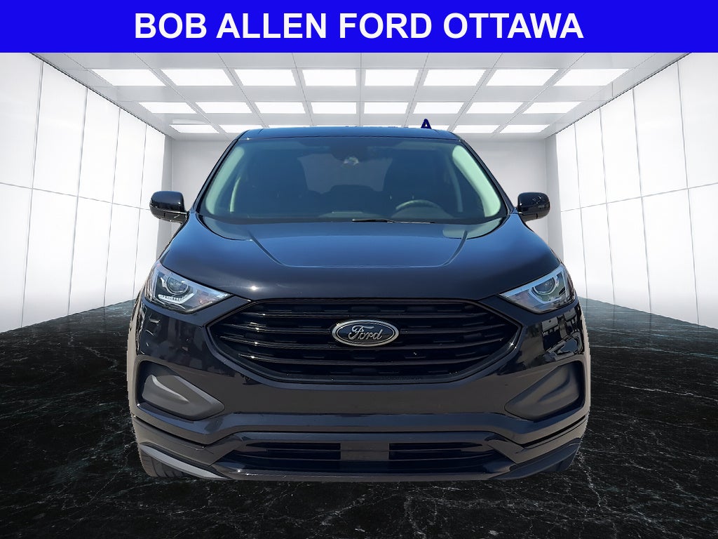 2023 Ford Edge SE