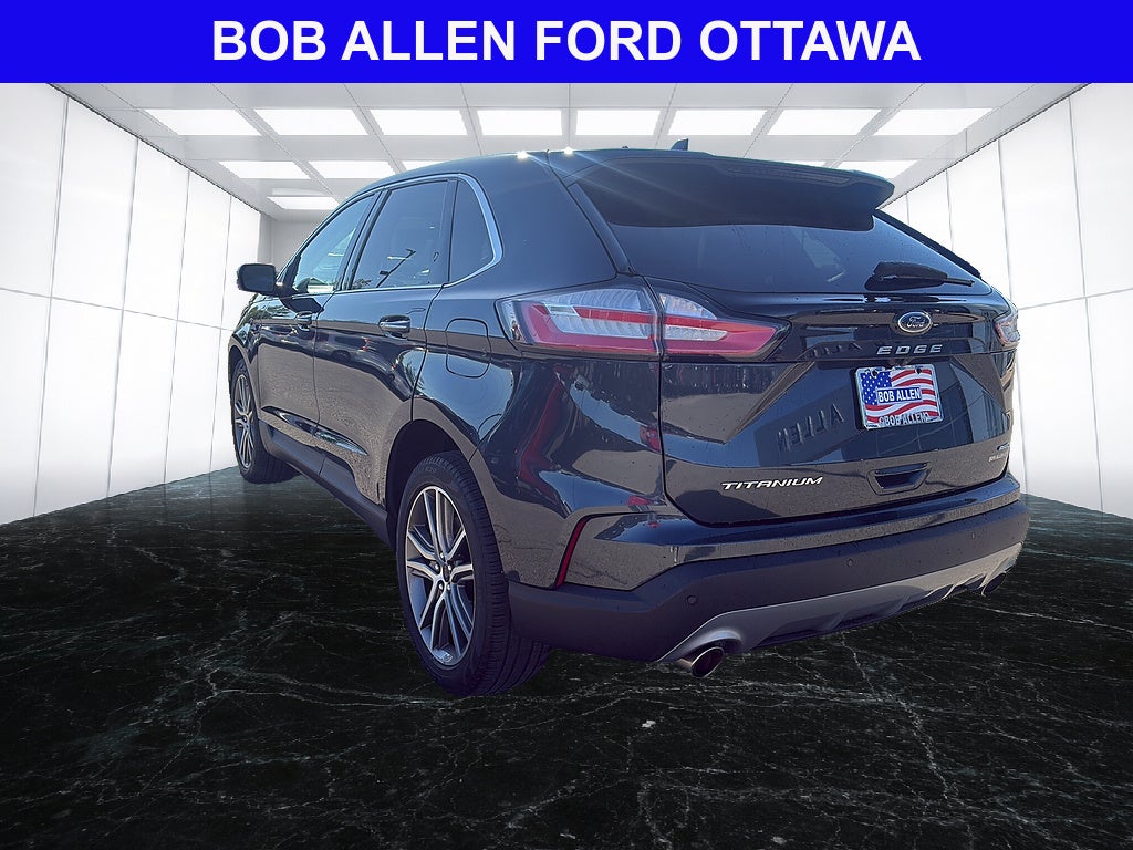 2023 Ford Edge Titanium