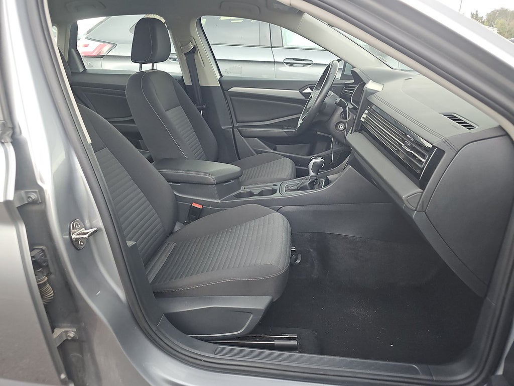 2025 Volkswagen Jetta S
