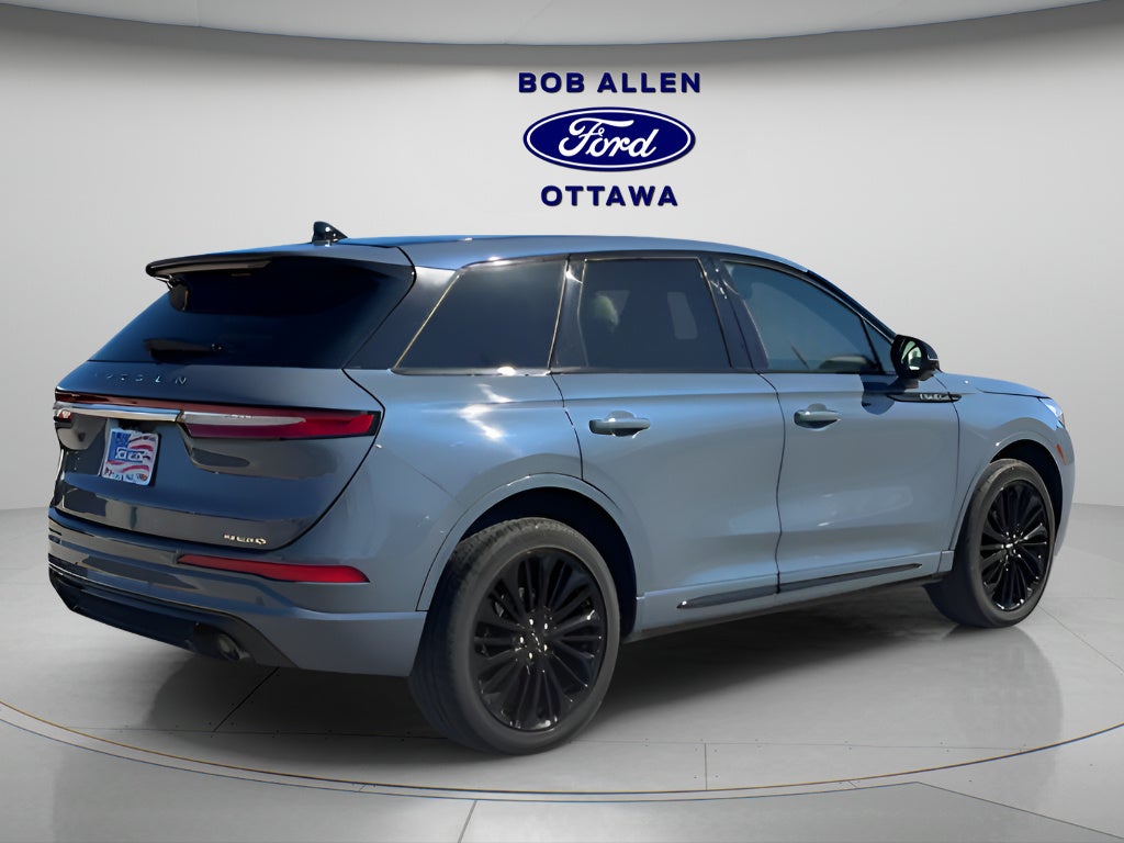 2025 Lincoln Corsair Reserve