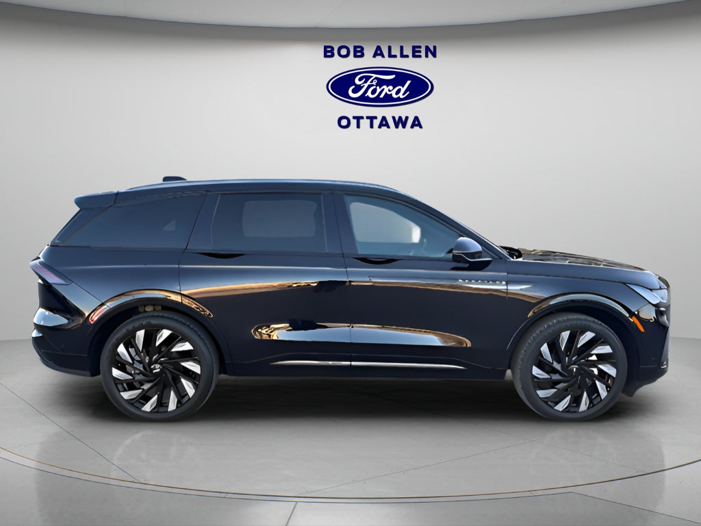 2024 Lincoln Nautilus Reserve