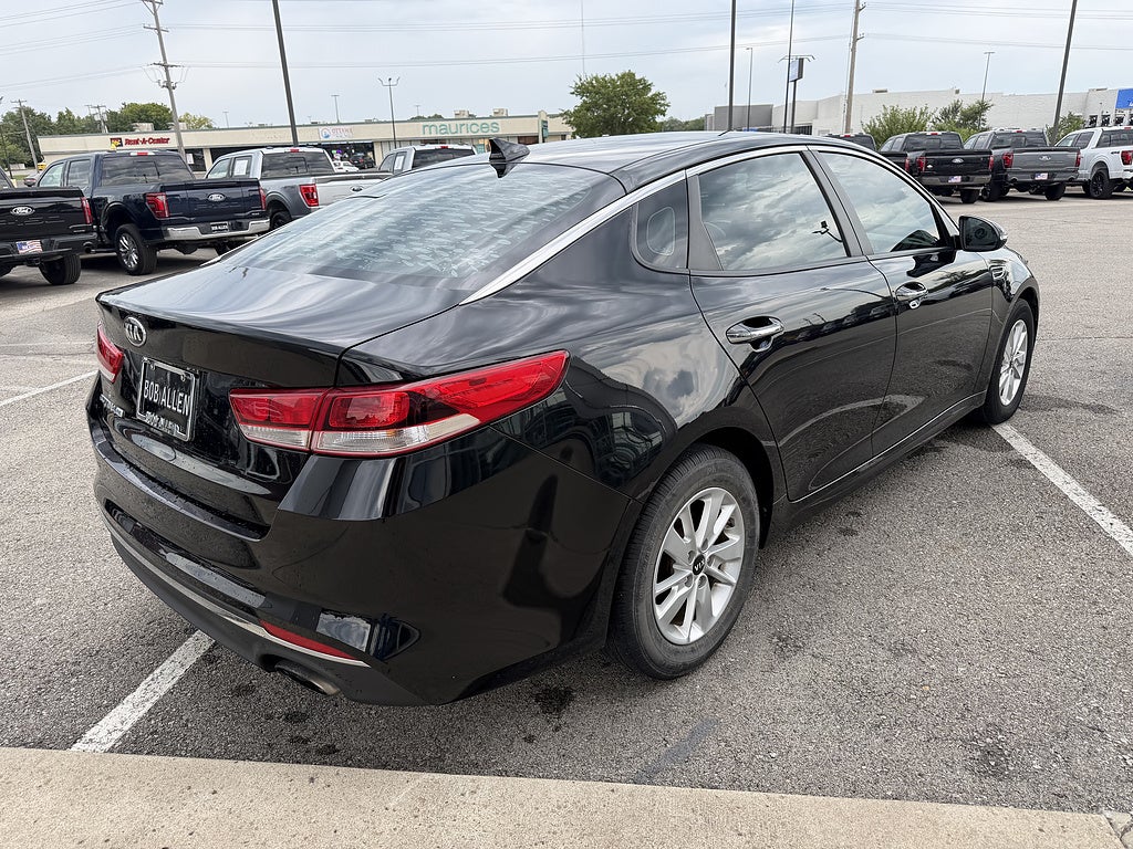 2017 Kia Optima LX