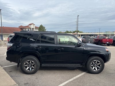 2024 Toyota 4Runner TRD Off-Road