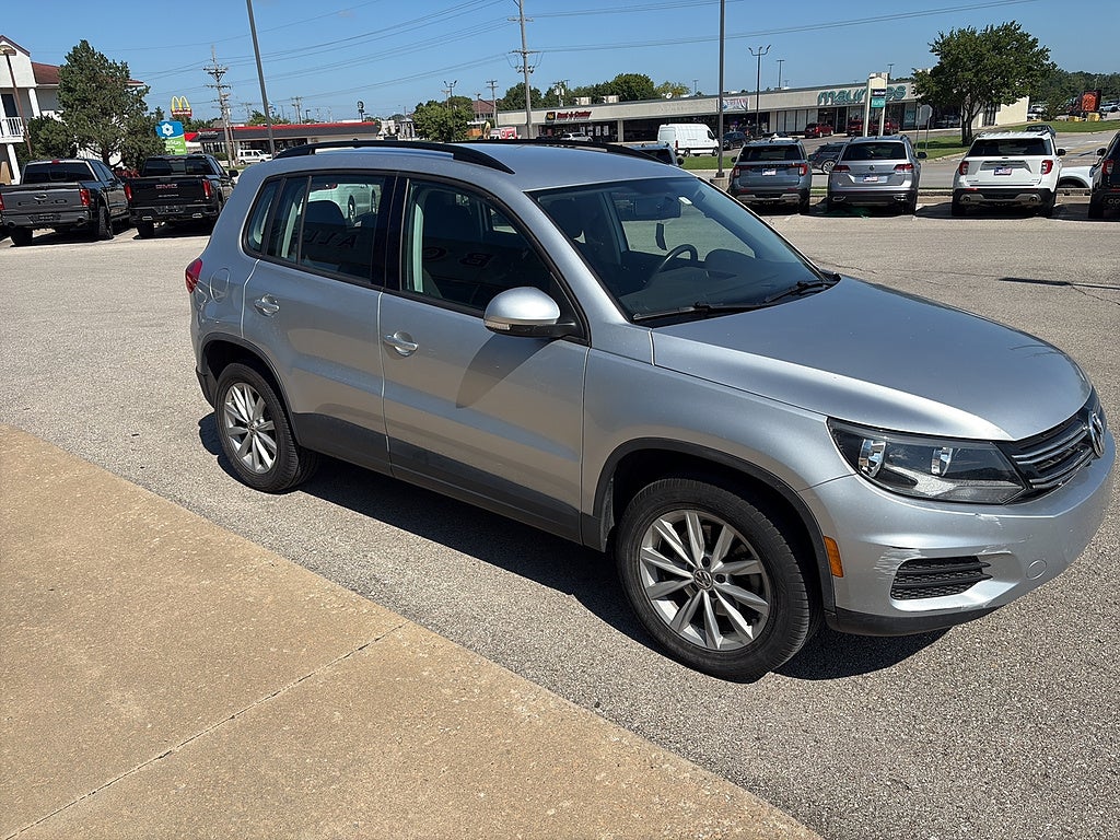 2018 Volkswagen Tiguan Limited 2.0T 4Motion