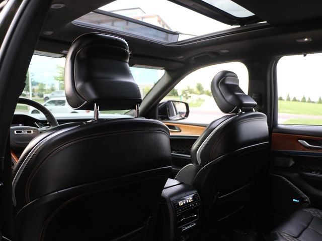 2022 Jeep Grand Cherokee Summit Reserve