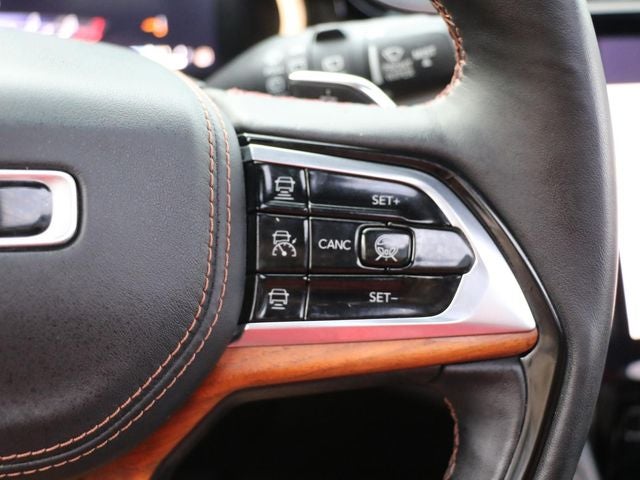 2022 Jeep Grand Cherokee Summit Reserve