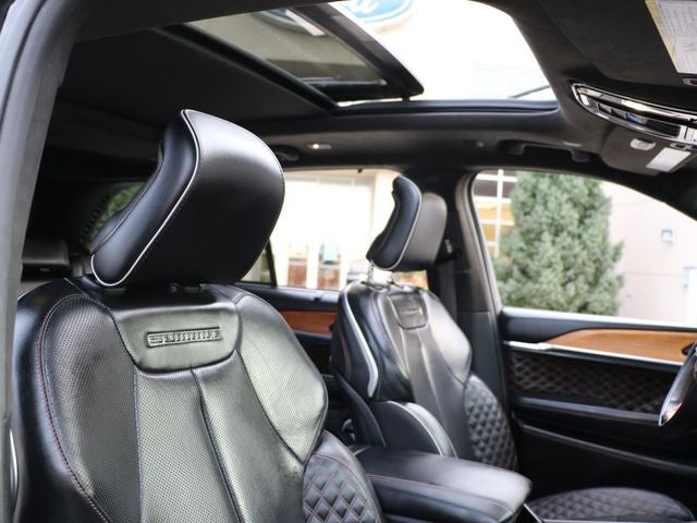2022 Jeep Grand Cherokee Summit Reserve
