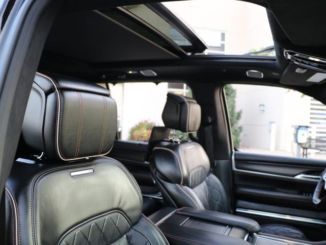 2023 Jeep Grand Wagoneer Series III