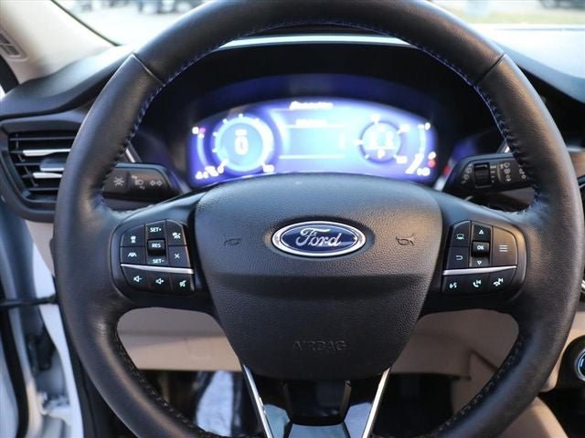 2020 Ford Escape Titanium Hybrid