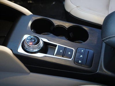 2020 Ford Escape Titanium Hybrid