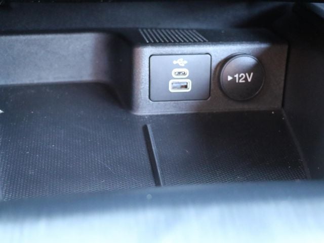 2025 Ford Escape Hybrid ST-Line