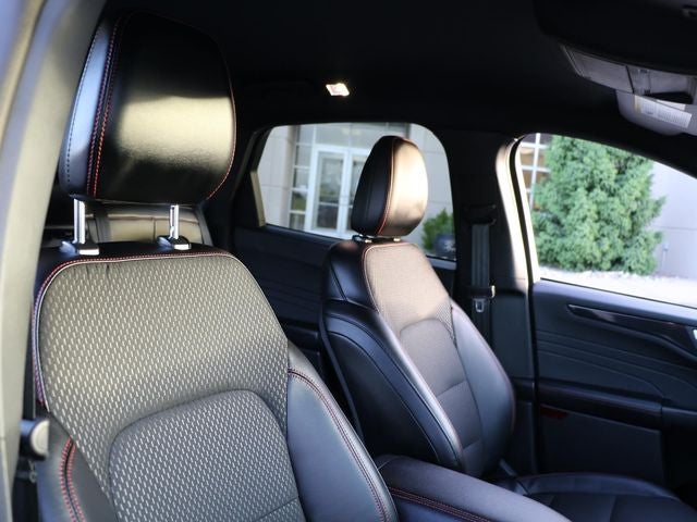 2025 Ford Escape Hybrid ST-Line