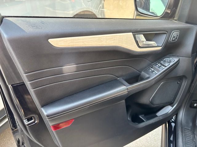 2021 Ford Escape Titanium