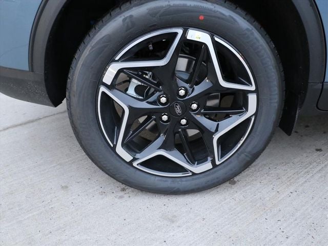 2026 Ford Escape Platinum