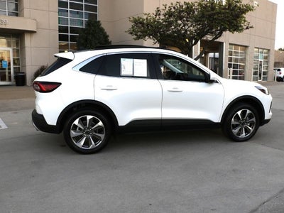 2025 Ford Escape Platinum