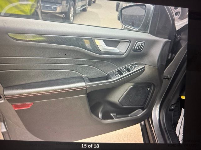 2024 Ford Escape Hybrid ST-Line Select