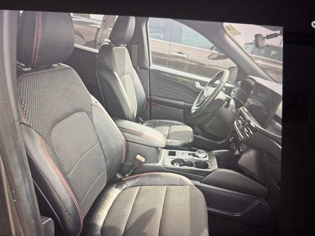 2024 Ford Escape Hybrid ST-Line Select