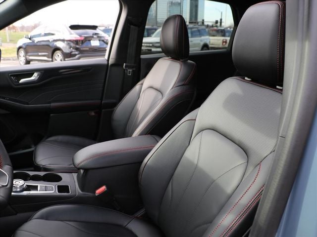 2026 Ford Escape ST-Line Elite