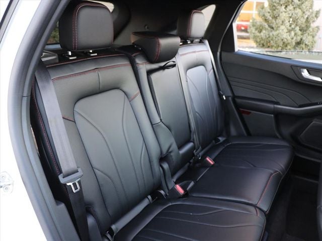 2026 Ford Escape ST-Line Elite