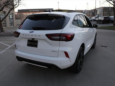2026 Ford Escape ST-Line Elite