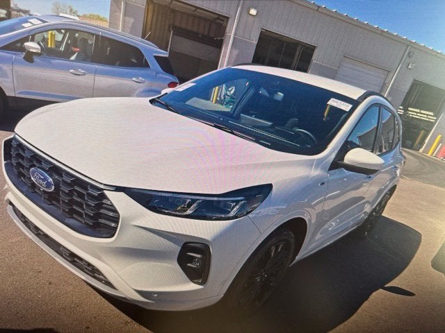 2025 Ford Escape Hybrid ST-Line Elite