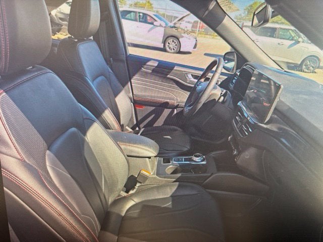 2025 Ford Escape Hybrid ST-Line Elite