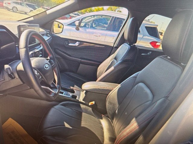 2025 Ford Escape Hybrid ST-Line Elite