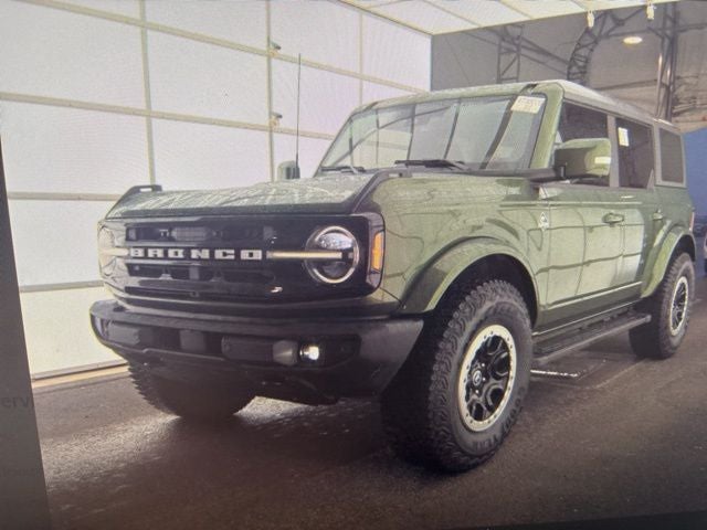 2024 Ford Bronco Outer Banks