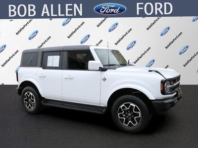 2025 Ford Bronco Outer Banks
