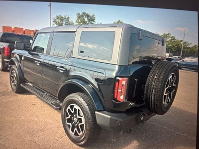 2024 Ford Bronco Outer Banks