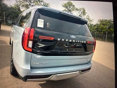 2025 Ford Expedition Max Platinum