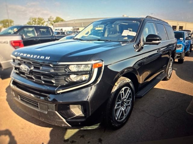 2025 Ford Expedition Active