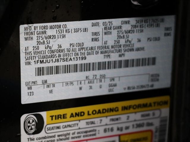 2025 Ford Expedition Active