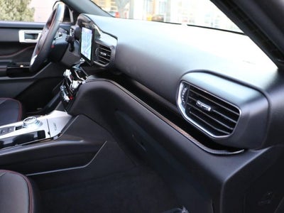 2024 Ford Explorer ST-Line