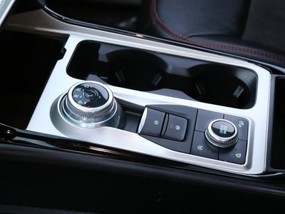 2024 Ford Explorer ST-Line