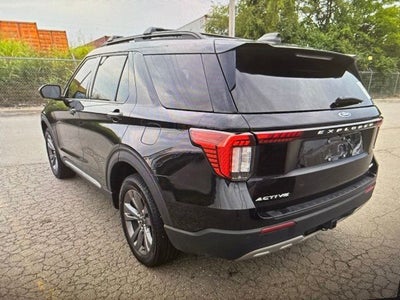 2025 Ford Explorer Active