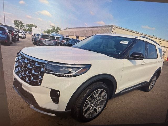 2025 Ford Explorer Platinum