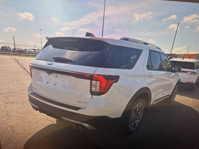 2025 Ford Explorer Platinum